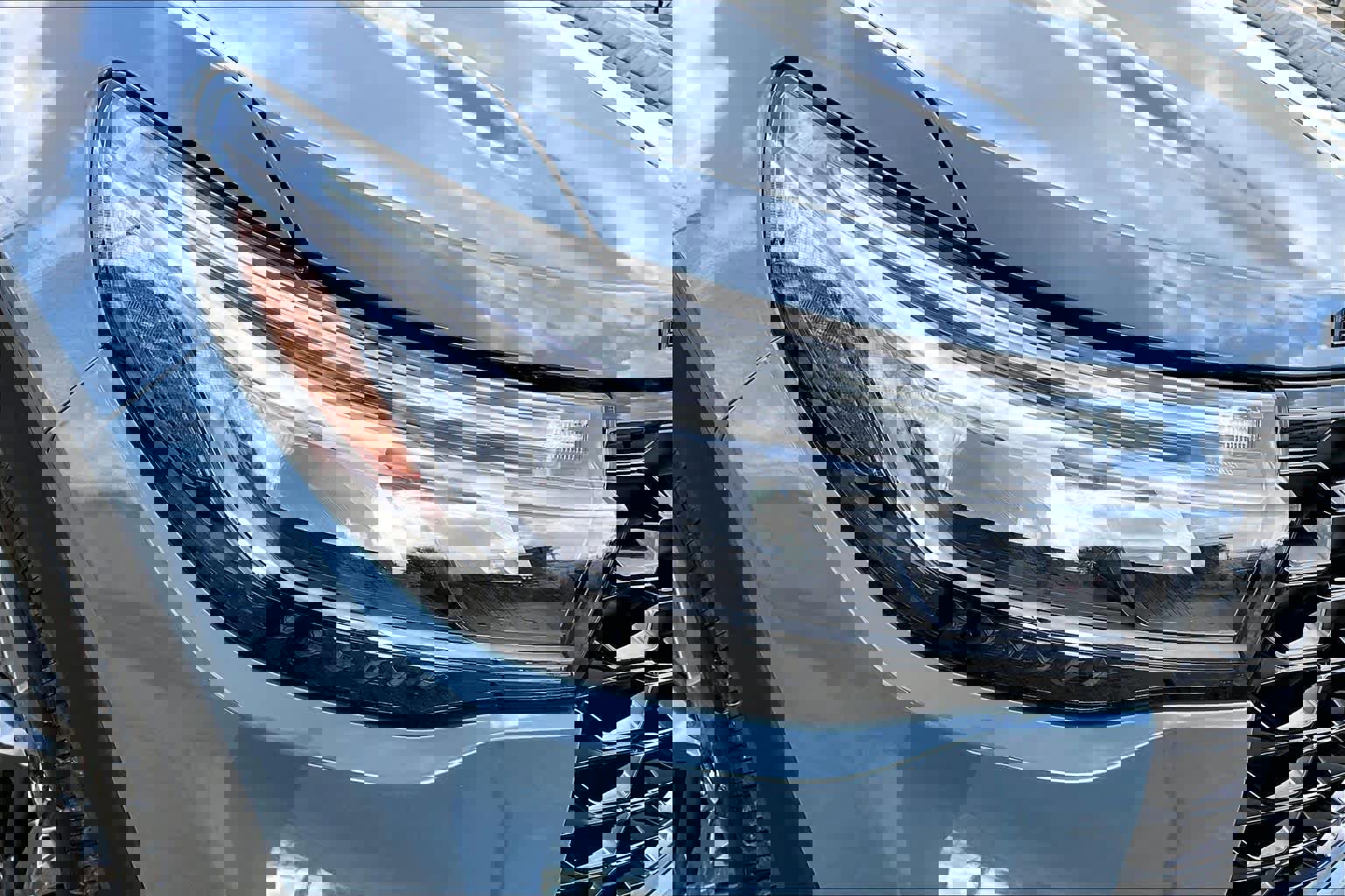 Certified 2025 Ford Explorer ST-Line w/ Premium Package image 29