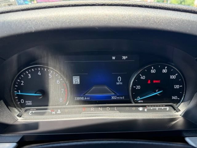 Certified 2023 Ford Explorer XLT w/ Equipment Group 202A AWD/4WD image 19