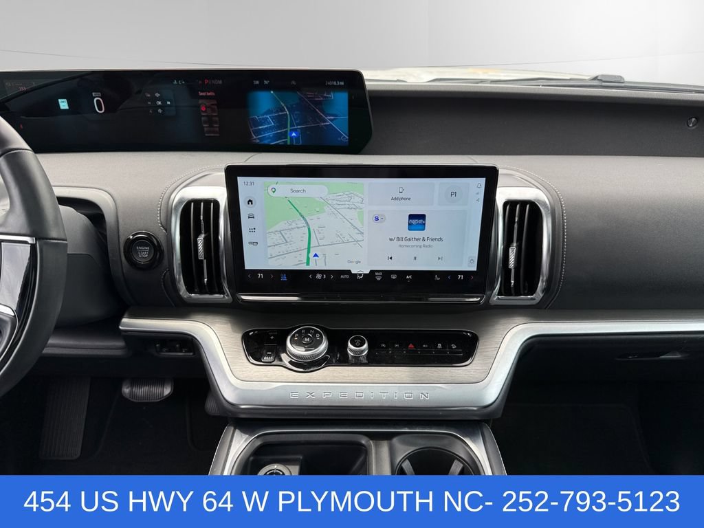 Certified 2025 Ford Expedition Platinum AWD/4WD image 11