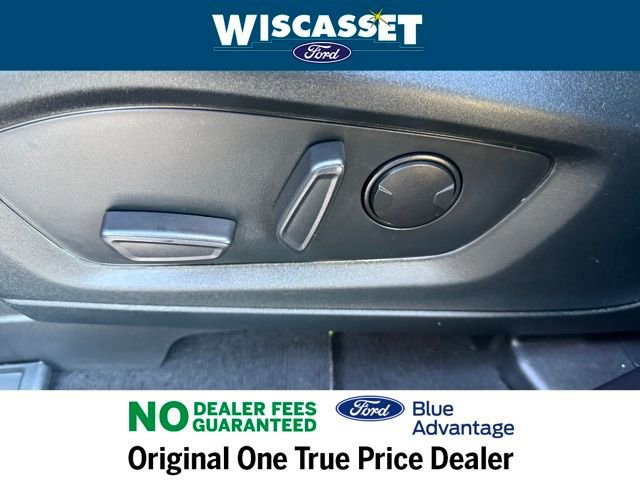 Certified 2022 Ford Explorer XLT w/ Equipment Group 202A image 27