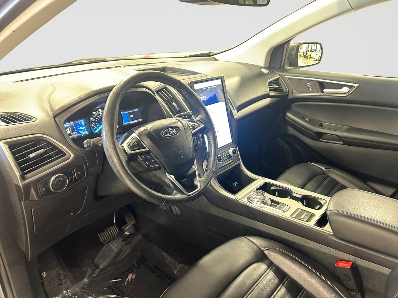 Certified 2024 Ford Edge SEL AWD/4WD image 11