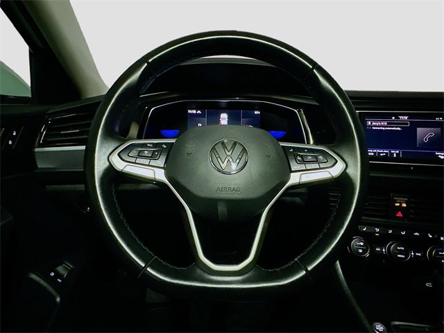 Used 2022 Volkswagen Jetta SE image 10