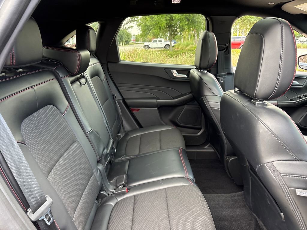 Certified 2023 Ford Escape ST-Line Select w/ Tech Pack #2 AWD/4WD image 29