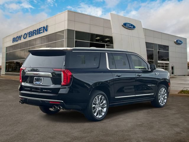 Used 2022 GMC Yukon XL Denali AWD/4WD image 5