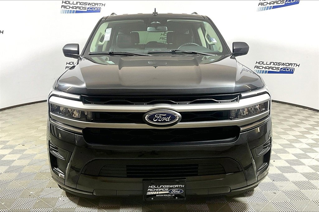 Certified 2024 Ford Expedition XLT image 2