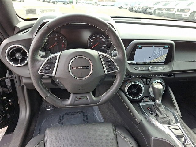 Used 2017 Chevrolet Camaro SS image 11