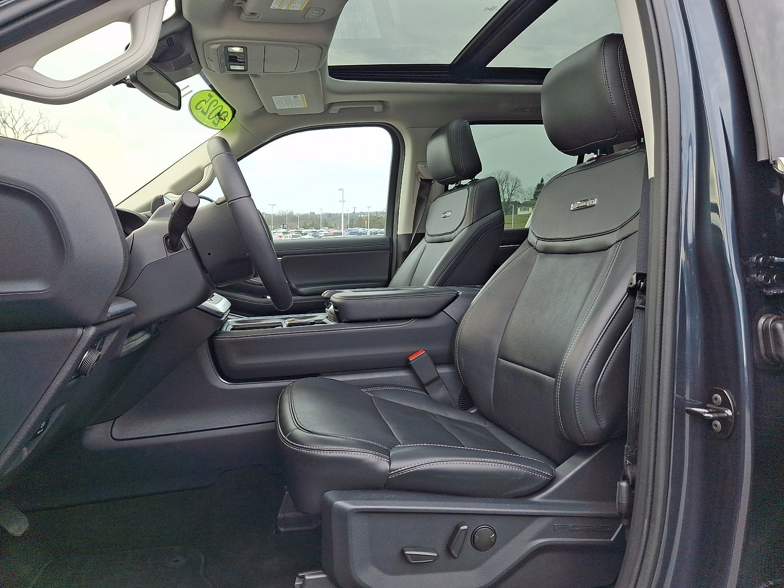 Certified 2025 Ford Expedition Platinum image 13