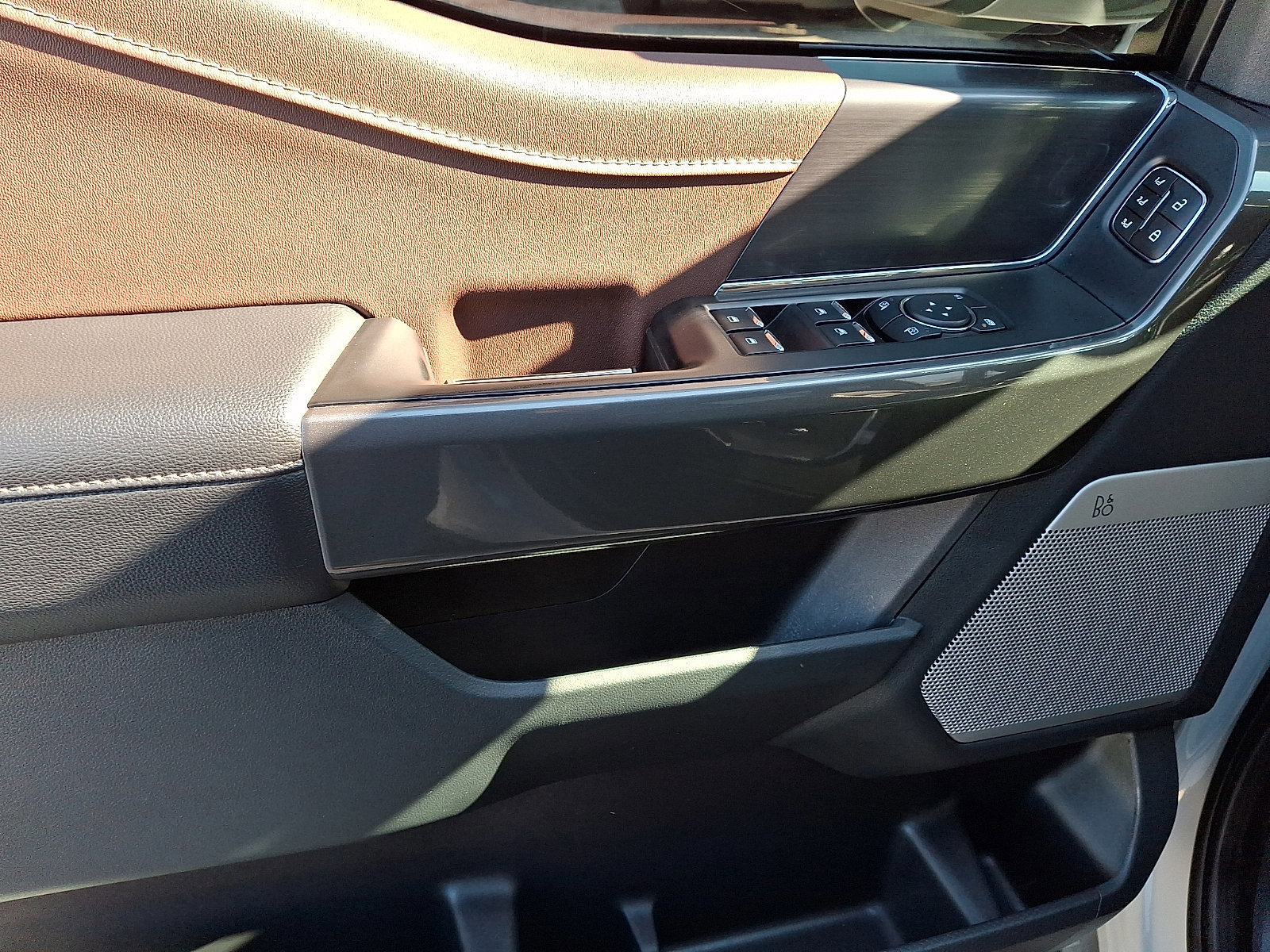 Certified 2023 Ford F150 Lariat w/ Equipment Group 502A High image 15