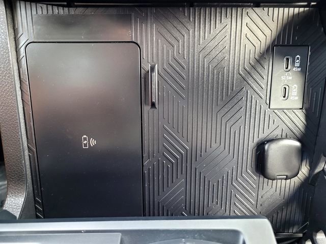 Used 2024 Toyota Tacoma SR5 w/ SR5 Upgrade Package image 17