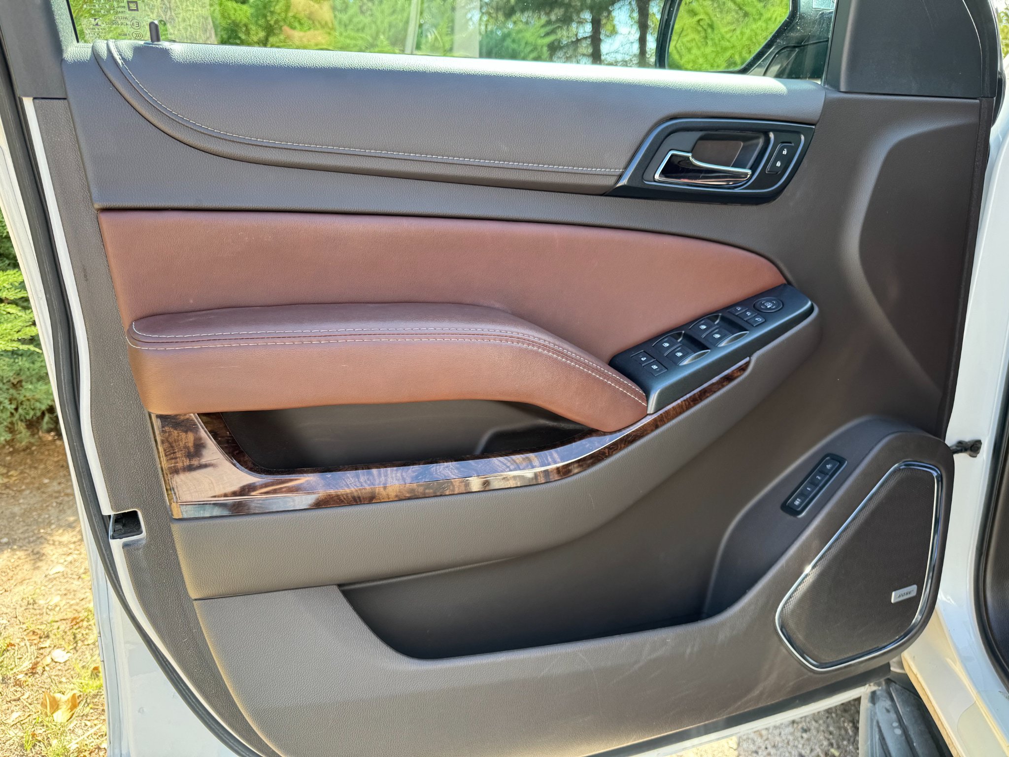 Used 2017 Chevrolet Tahoe Premier AWD/4WD image 10
