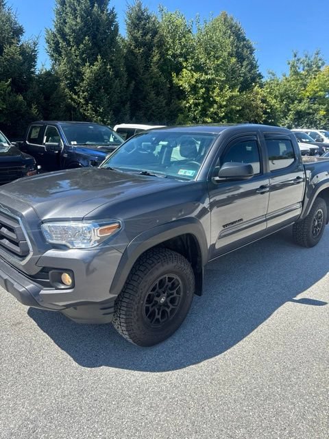 Used 2023 Toyota Tacoma SR5 w/ SX Package AWD/4WD image 3