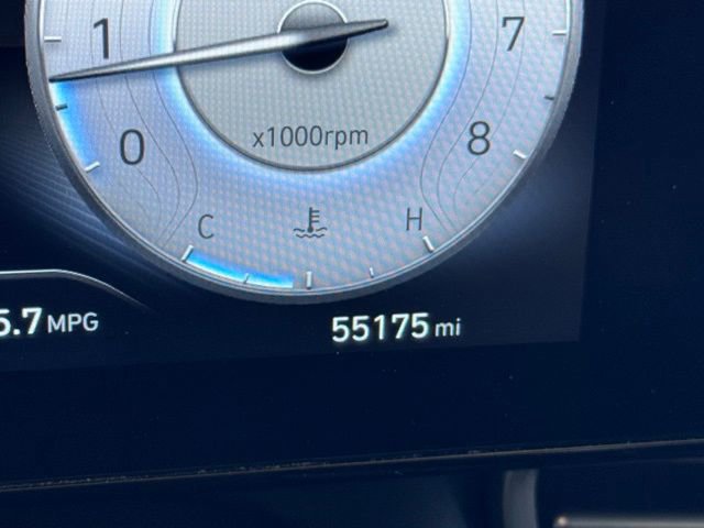 Used 2024 Hyundai Elantra SEL image 19