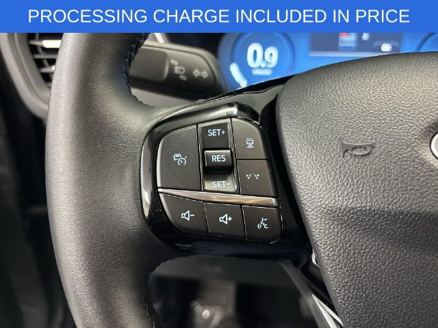 Certified 2025 Ford Escape Platinum AWD/4WD image 18