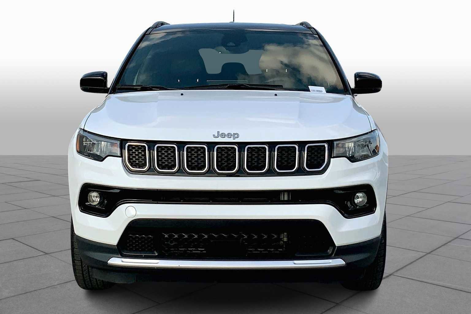 Used 2023 Jeep Compass Limited image 6