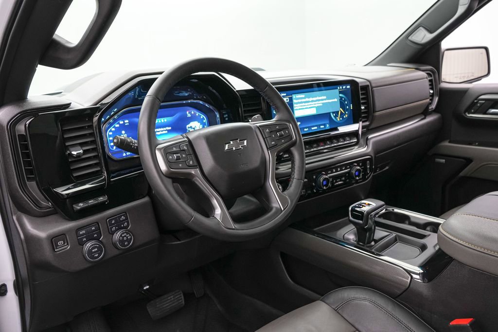Used 2023 Chevrolet Silverado 1500 ZR2 w/ Technology Package image 17
