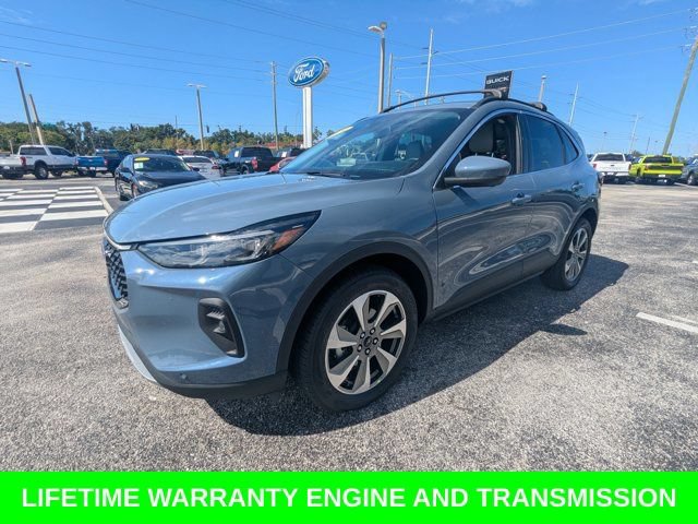 Certified 2024 Ford Escape Platinum AWD/4WD image 9