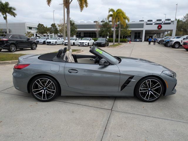 Used 2023 BMW Z4 sDrive30i w/ Premium Package image 5