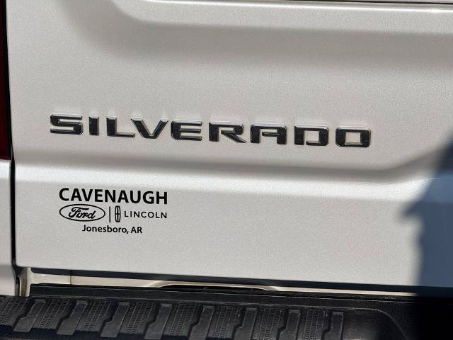 Used 2024 Chevrolet Silverado 1500 High Country w/ High Country Premium Package AWD/4WD image 7