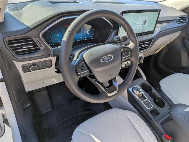 Certified 2025 Ford Escape SE w/ PHEV Premium Package FWD image 10