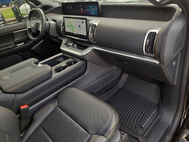 Certified 2025 Ford Expedition Tremor AWD/4WD image 11