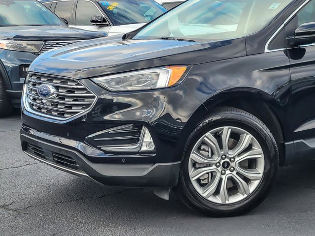 Certified 2024 Ford Edge Titanium w/ Equipment Group 301A image 2