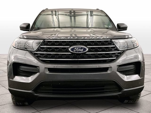 Certified 2022 Ford Explorer XLT AWD/4WD image 3