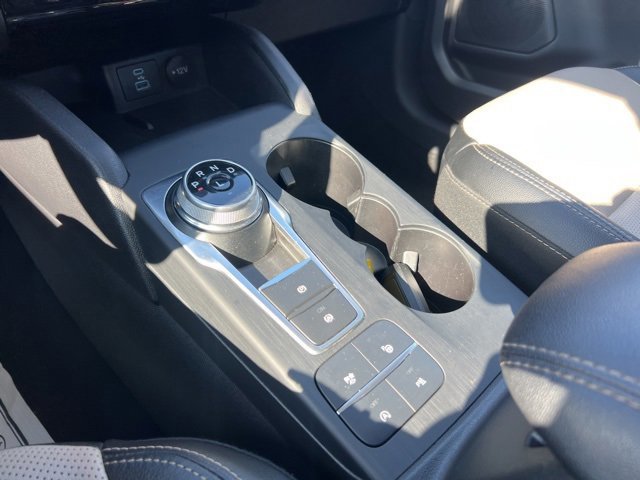 Certified 2022 Ford Escape Titanium w/ Titanium Elite Package image 19