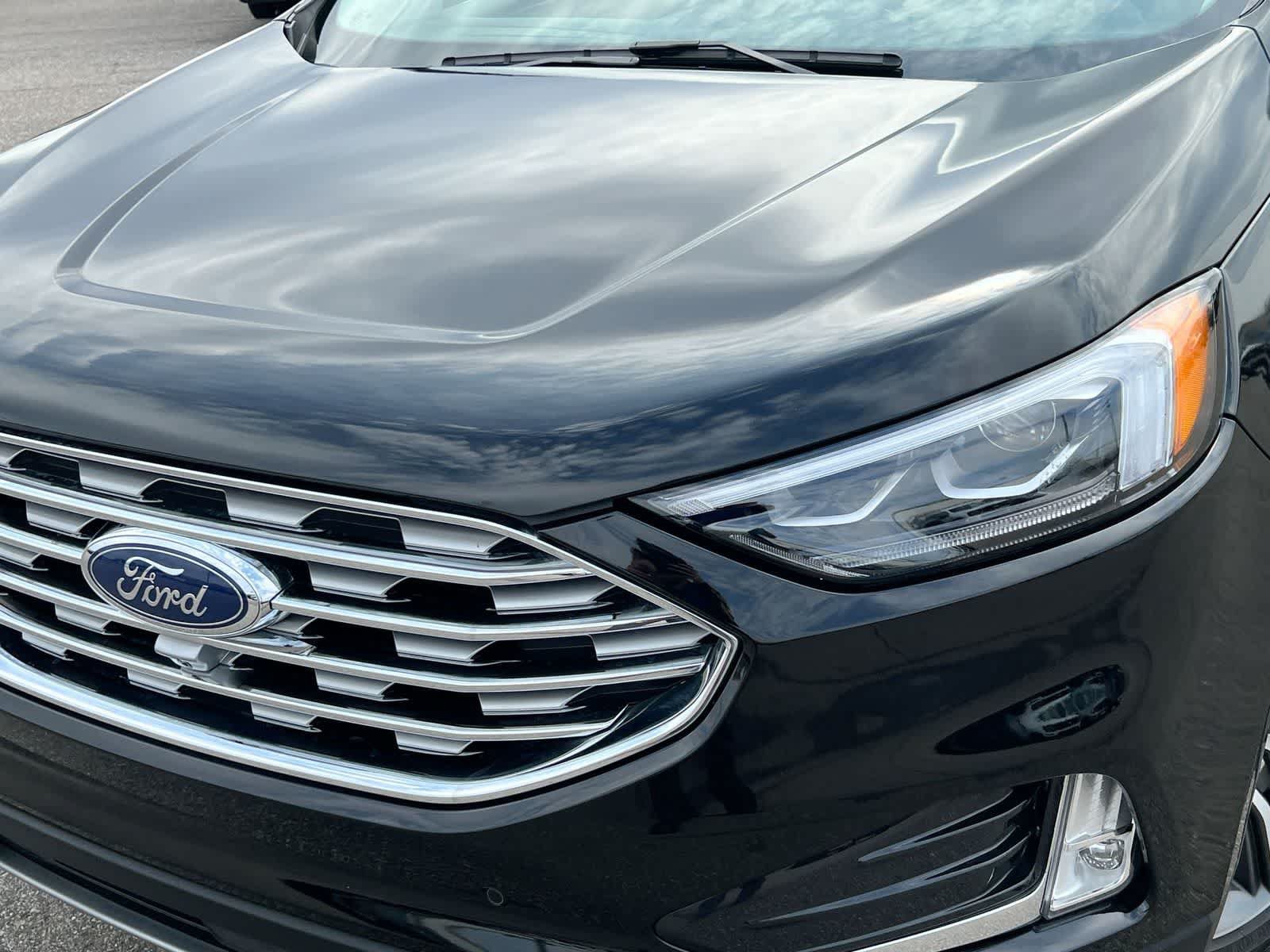 Certified 2024 Ford Edge Titanium w/ Equipment Group 301A AWD/4WD image 11