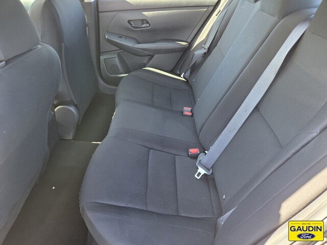 Used 2025 Nissan Sentra S FWD image 12