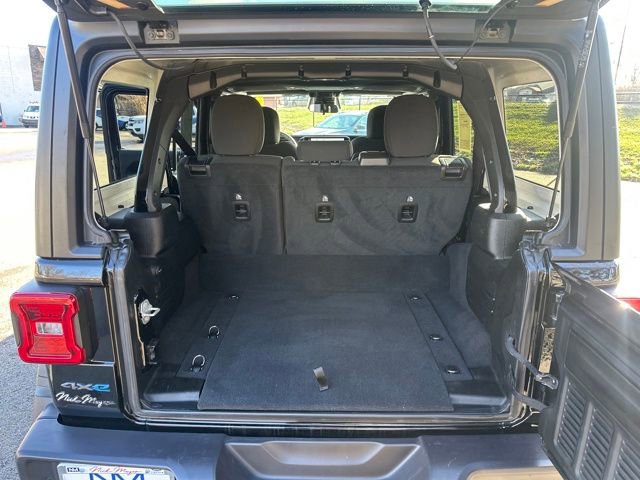 Used 2025 Jeep Wrangler Unlimited Rubicon 4xe w/ Safety Group AWD/4WD image 30