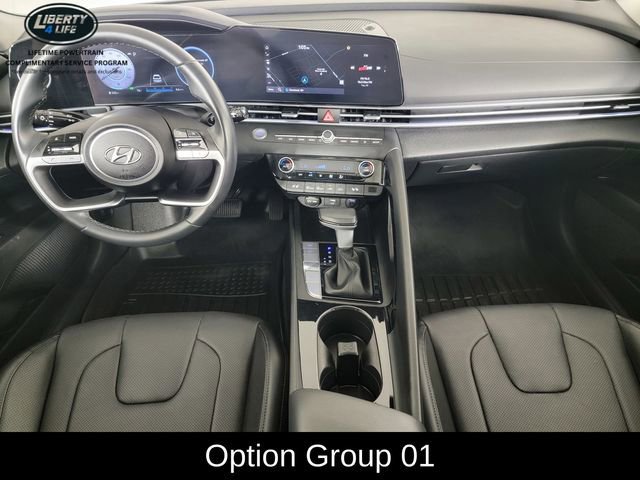Used 2023 Hyundai Elantra Limited image 19