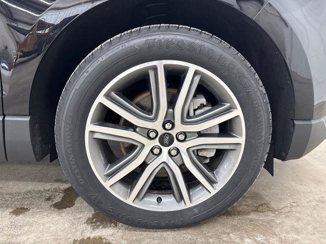 Certified 2024 Ford Edge Titanium AWD/4WD image 11