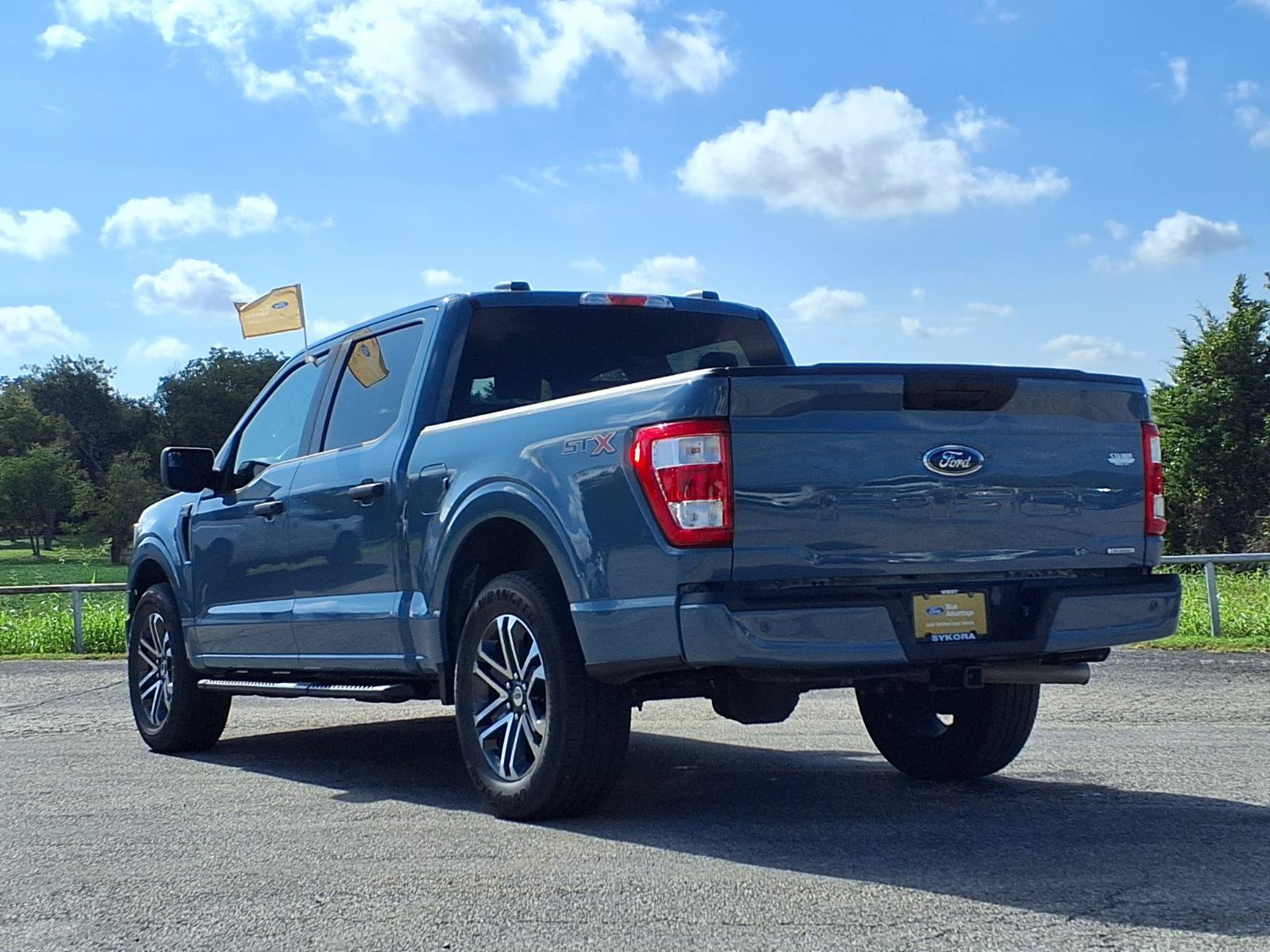 Certified 2023 Ford F150 XL w/ STX Appearance Package RWD image 7
