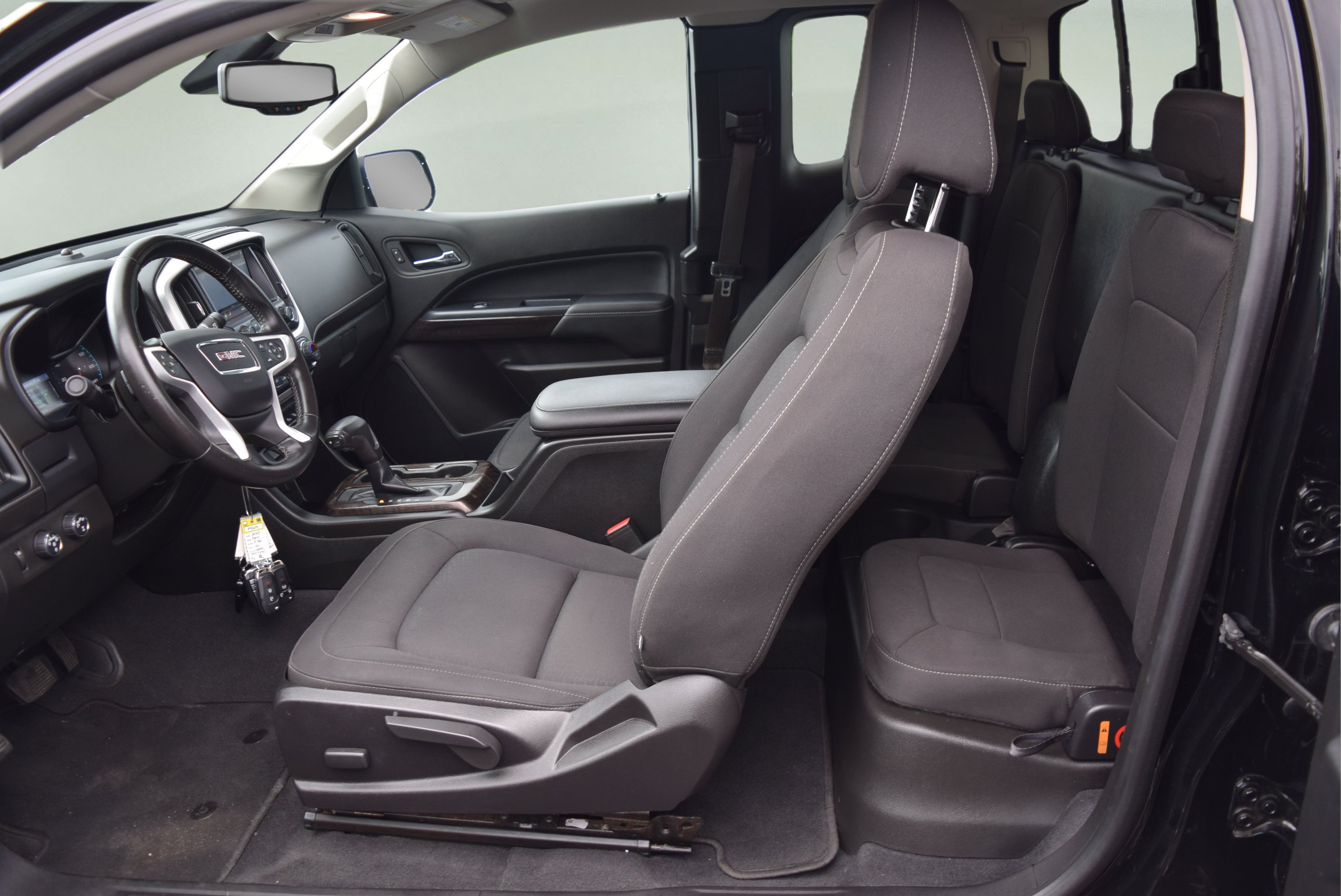 Used 2019 GMC Canyon SLE w/ Driver Alert Package AWD/4WD image 11