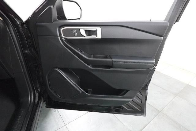Certified 2022 Ford Explorer 4WD image 26