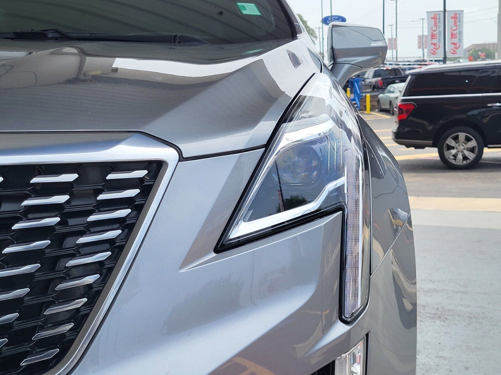 Used 2025 Cadillac XT5 Premium Luxury w/ Technology Package FWD image 10