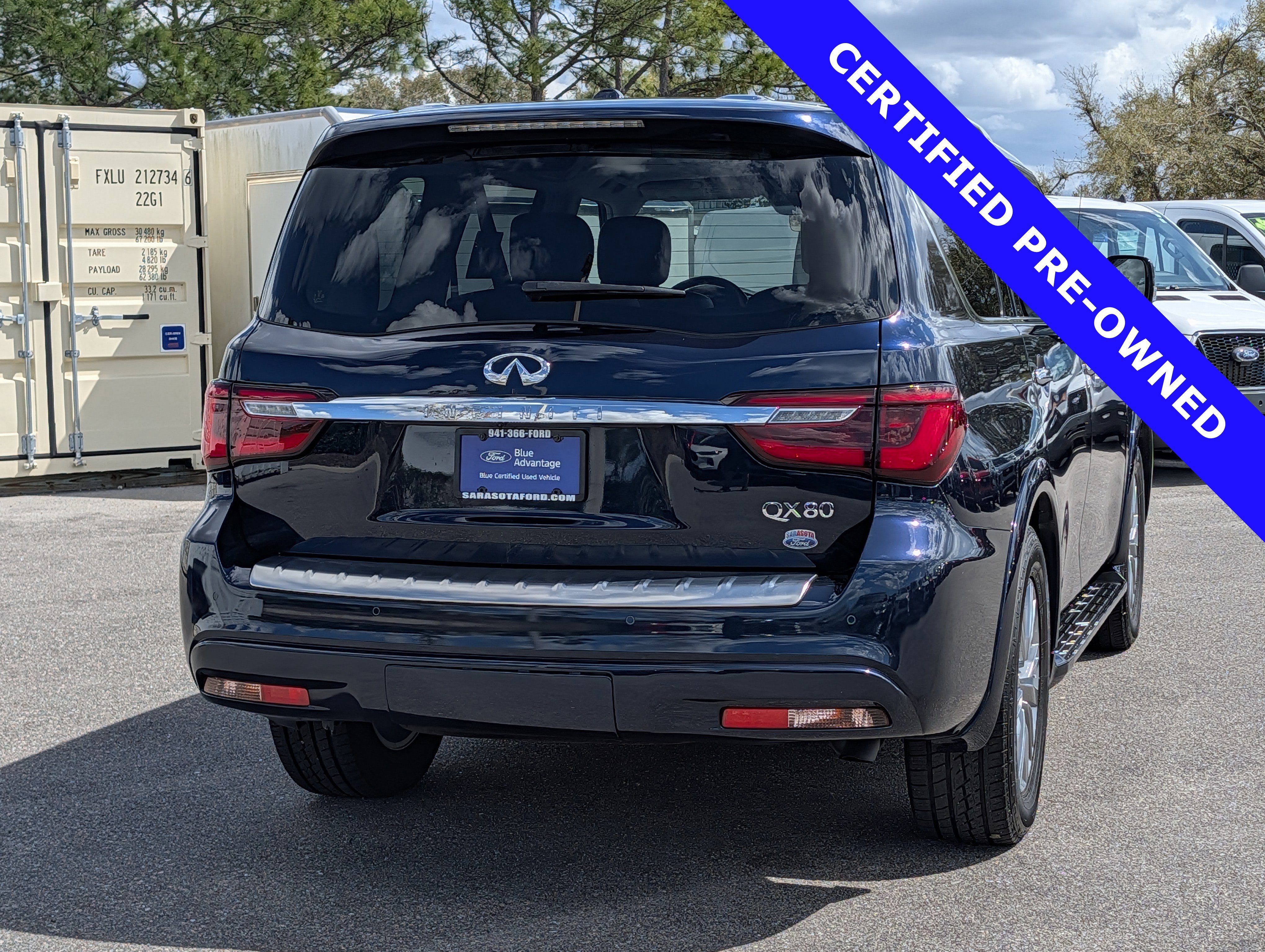 Used 2021 INFINITI QX80 Luxe image 4