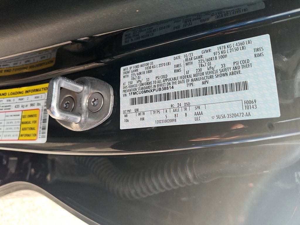 Certified 2023 Ford Escape ST-Line w/ Tech Pack #1 image 33