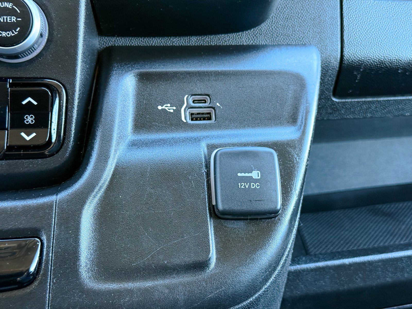 Used 2023 RAM ProMaster 3500 w/ Convenience Group image 26