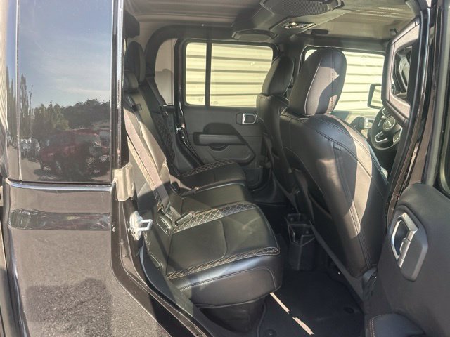 Used 2023 Jeep Gladiator Overland AWD/4WD image 29