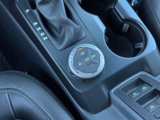 Certified 2025 Ford Bronco Outer Banks AWD/4WD image 17