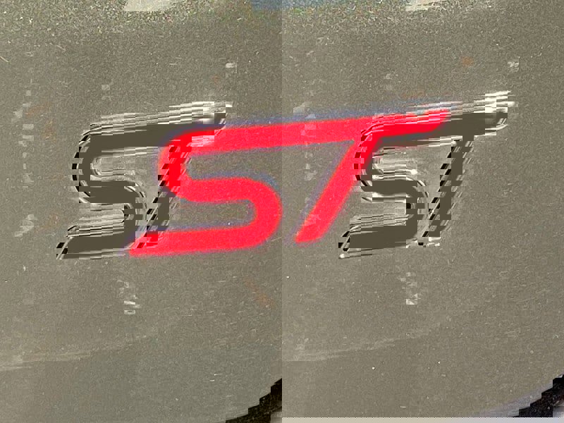 Certified 2022 Ford Edge ST w/ Equipment Group 401A image 12