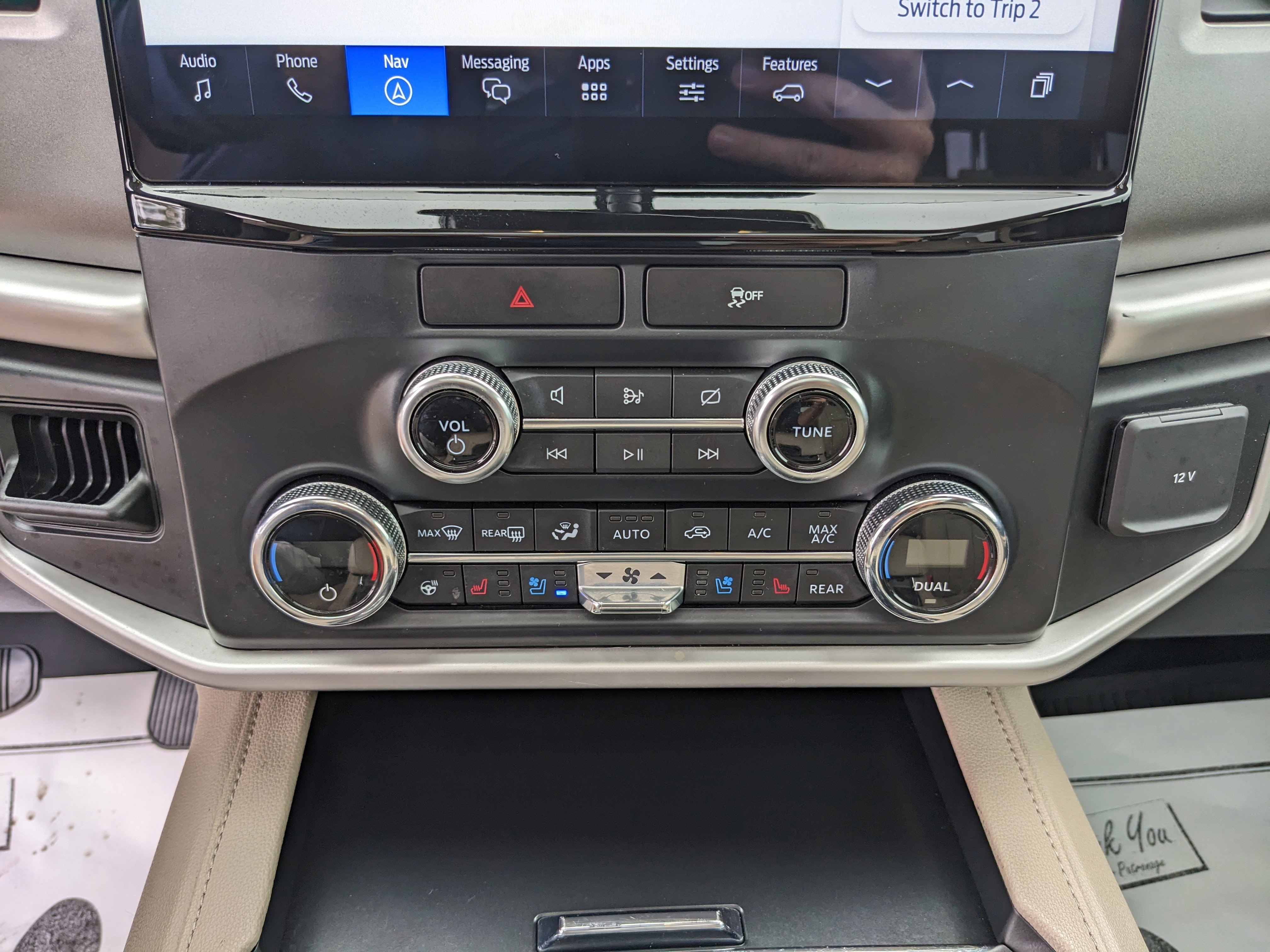 Certified 2022 Ford Expedition XLT image 29