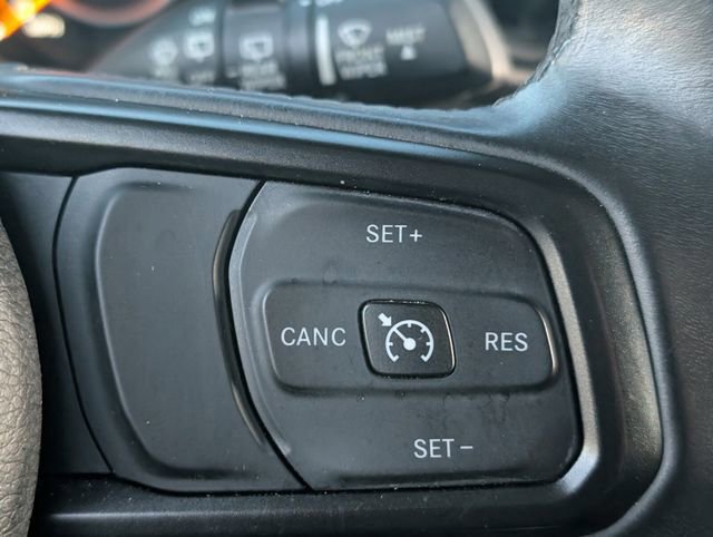 Used 2018 Jeep Wrangler Unlimited Sport S image 24