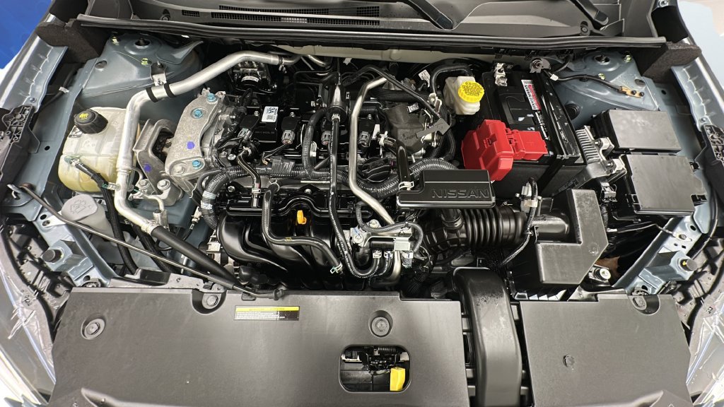 Used 2025 Nissan Sentra SR FWD image 22