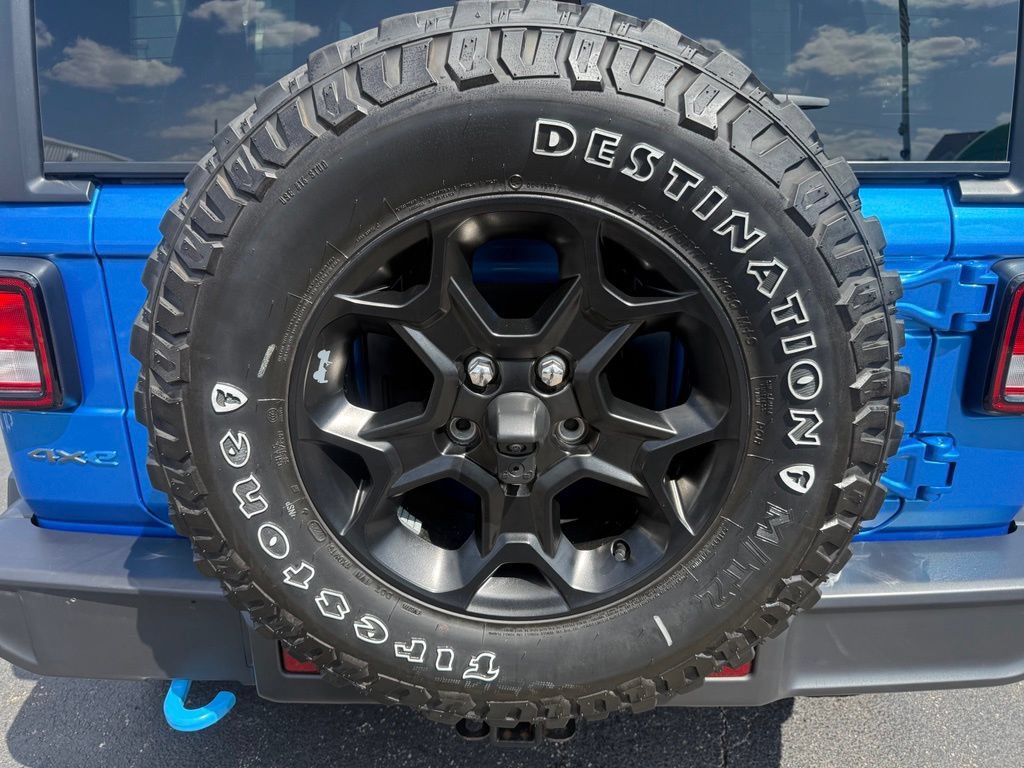 Used 2023 Jeep Wrangler Unlimited w/ Cold Weather Group AWD/4WD image 52