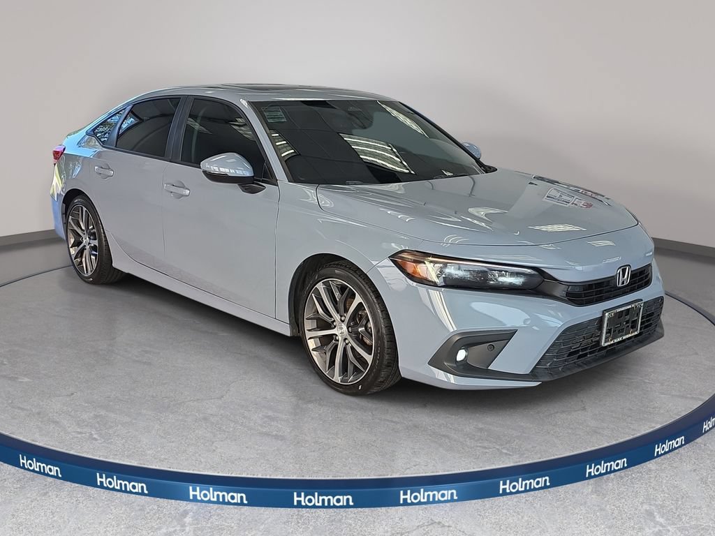Used 2022 Honda Civic Touring image 3