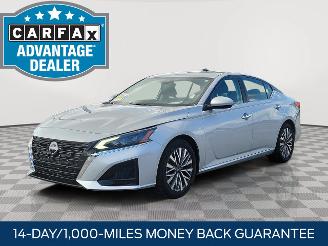 Used 2023 Nissan Altima 2.5 SV FWD image 3