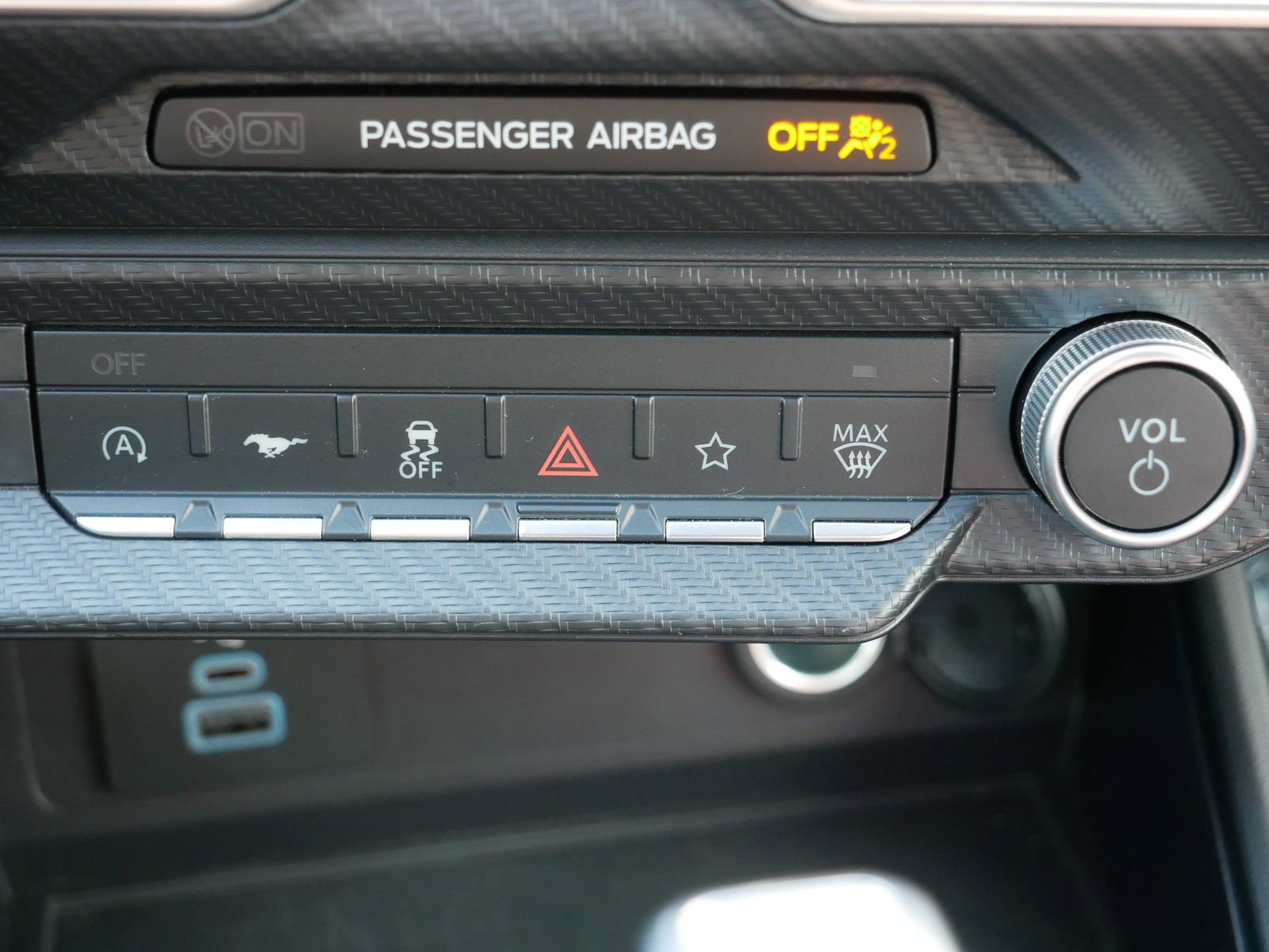 Certified 2025 Ford Mustang GT Premium RWD image 30