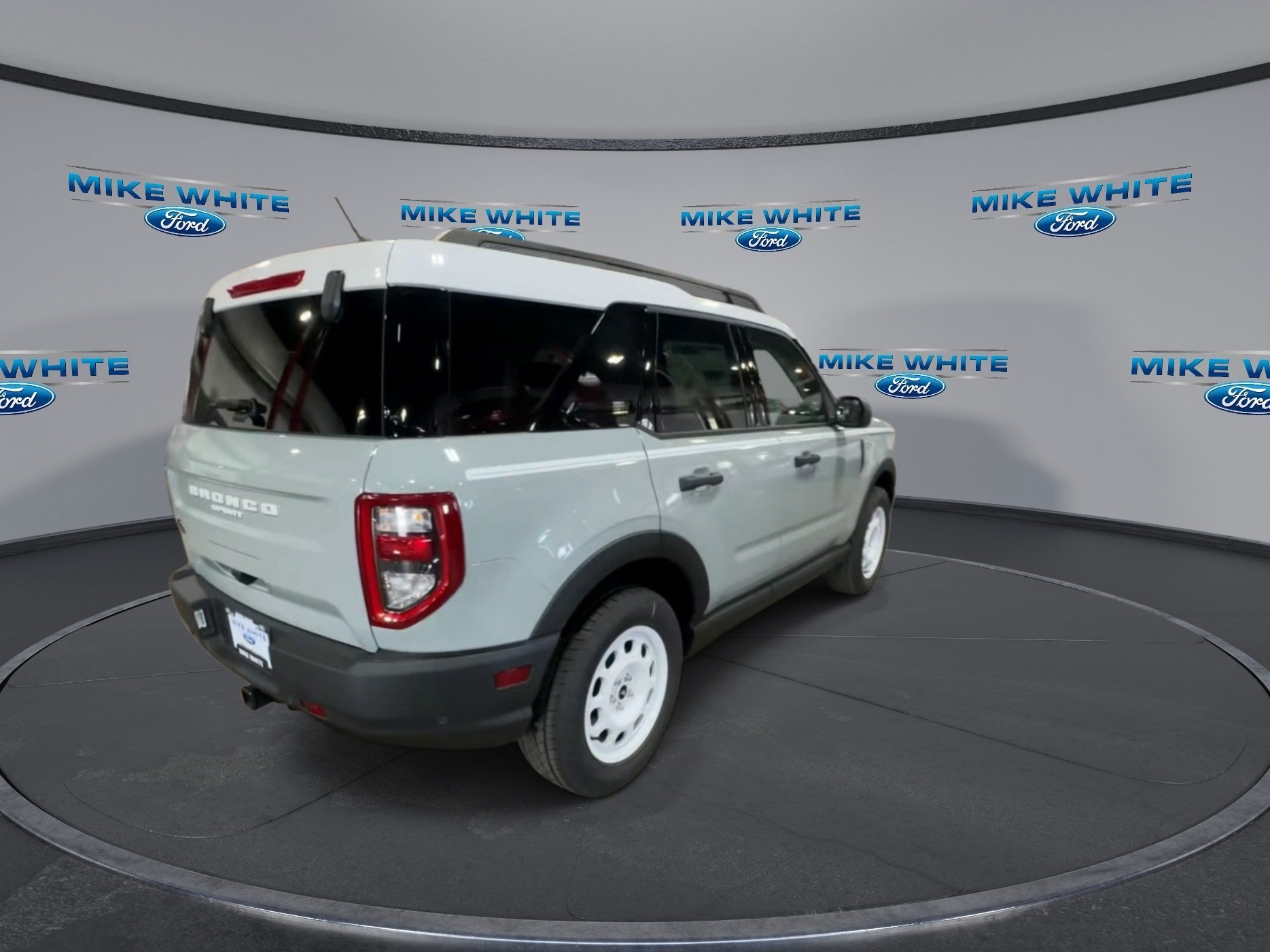 Certified 2024 Ford Bronco Sport Heritage w/ Heritage Convenience Package AWD/4WD image 8